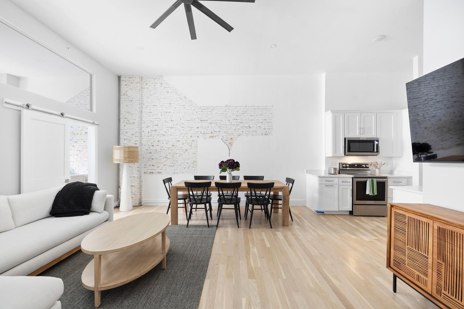 Modern Remodeled Loft In Portlands Iconic Old Portアパートメント エクステリア 写真