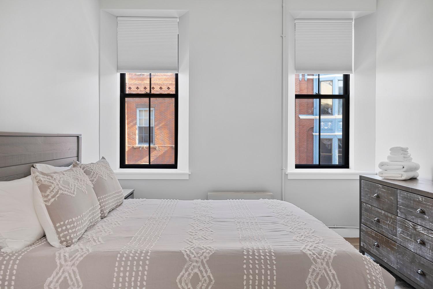 Modern Remodeled Loft In Portlands Iconic Old Portアパートメント エクステリア 写真
